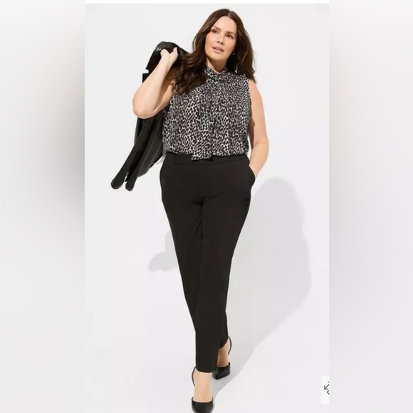 Torrid Georgette Tie Neck Sleeveless Blouse - Picture 2 of 5